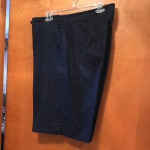 Jones New York Woman's Stretch Shorts